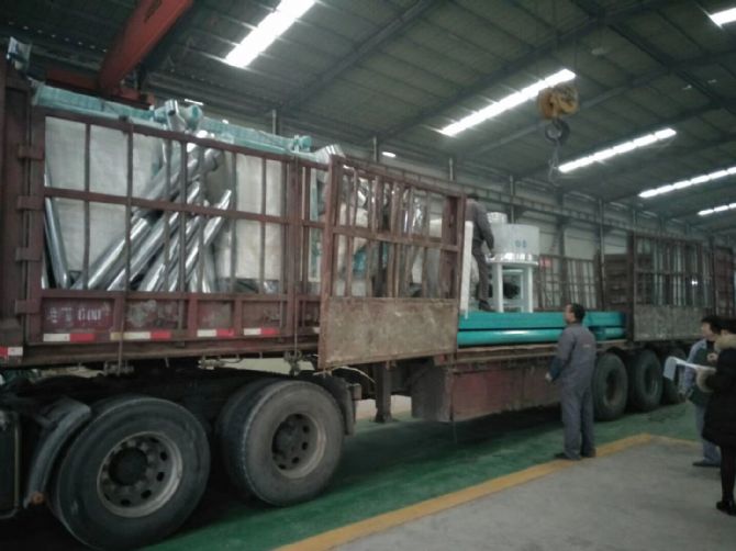 �ӱ�8+1ʯĥ��ۙC(j��)�M �l(f��)؛��